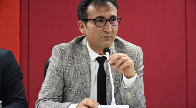 Ä°l MÃ¼dÃ¼rÃ¼ Ã?alÄ±Å?kan, "Ã?Ä?rencilerimizin TÃ?BÄ°TAK ve TEKNOFEST gibi ulusal yarÄ±Å?malara katÄ±lmalarÄ±nÄ± istiyoruz."