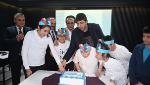 Minik Yeteneklerden Büyük Mesaj