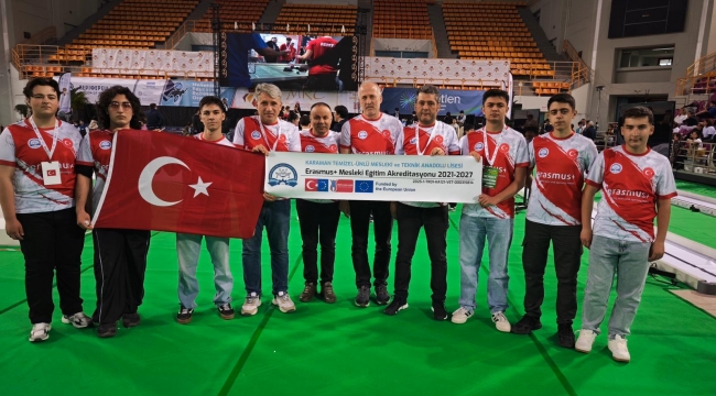 ROBOTİKTE TARİH YAZDILAR