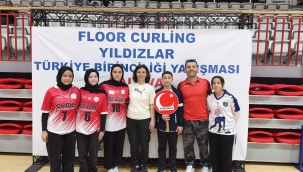 Cahit Zarifoğlu Ortaokulu Türkiye Şampiyonası'ndan Gururla Döndü