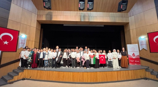 İMAM HATİP ORTAOKULLARINDAN RENKLİ DİL FESTİVALİ