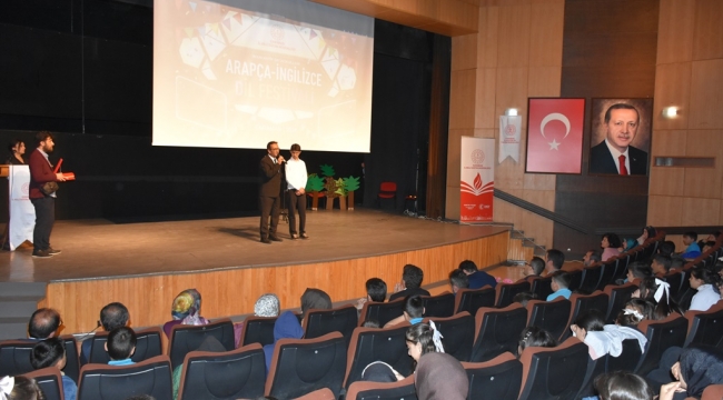 İMAM HATİP ORTAOKULLARINDAN RENKLİ DİL FESTİVALİ
