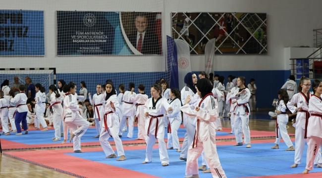 Yaklaşık 600 Sporcu Terfi Mücadelesi Verdi